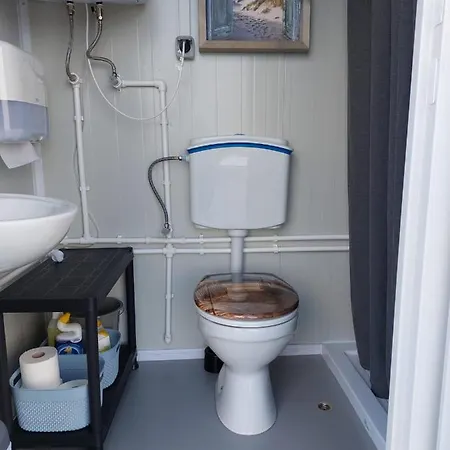 Stunde Hoeve, Kleinschalig Verblijf In Een Caravan Omringt Door Rust En Ruimte