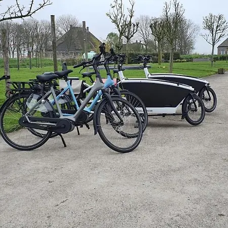 Camping Stunde Hoeve, Kleinschalig Verblijf In Een Caravan Omringt Door Rust En Ruimte